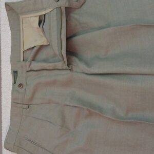 Dockers Class A Light Green Cotton/Linen Pants  38 - 34